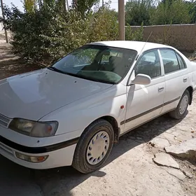 Toyota Carina 1994