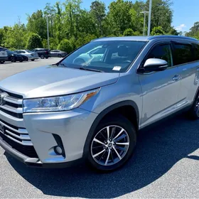 Toyota Highlander 2019