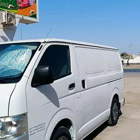 Toyota Hiace 2014