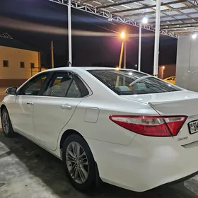 Toyota Camry 2017