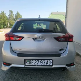 Toyota Corolla iM 2017