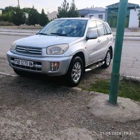 Toyota RAV4 2001