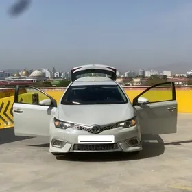 Toyota Corolla 2018