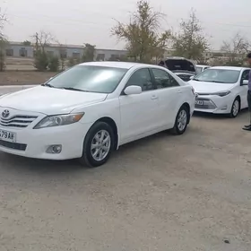 Toyota Camry 2010