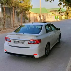 Toyota Corolla 2013