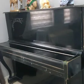 Pianino