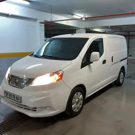 Nissan NV200 2020