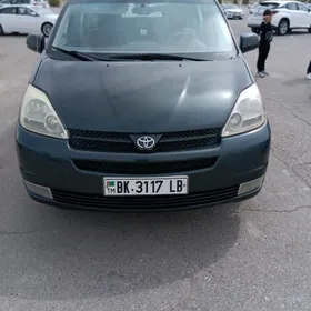 Toyota Sienna 2004