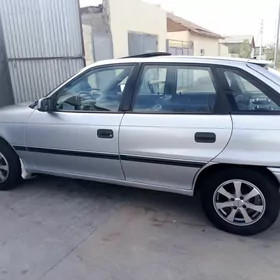 Opel Astra 1994