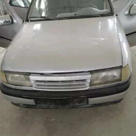 Opel Vectra 1990