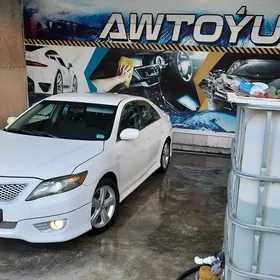 Toyota Camry 2010