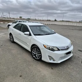 Toyota Camry 2013