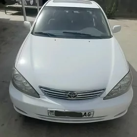 Toyota Camry 2004