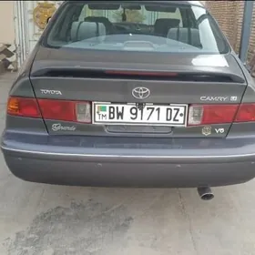 Toyota Camry 2000