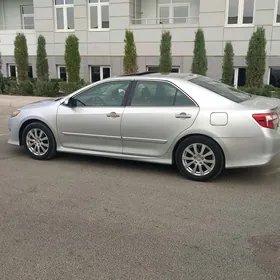 Toyota Camry 2013