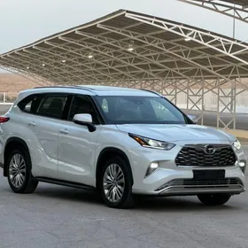 Toyota Highlander 2023