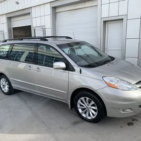 Toyota Sienna 2008