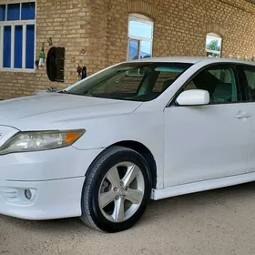 Toyota Camry 2011