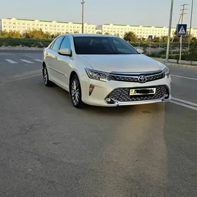 Toyota Camry 2017