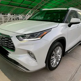 Toyota Highlander 2022