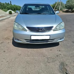 Toyota Camry 2004