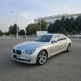 BMW 730 2010