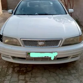 Nissan Cefiro 1995