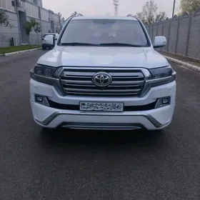 Toyota Land Cruiser 2010