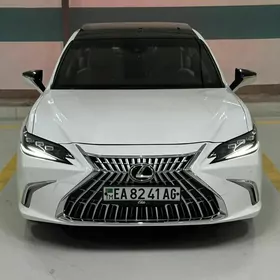 Lexus ES 350 2019