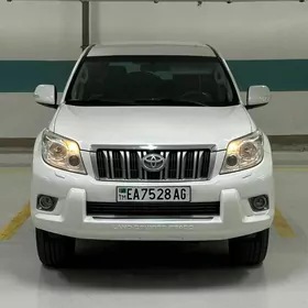 Toyota Land Cruiser Prado 2012