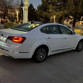 Kia Cadenza 2013