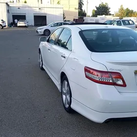 Toyota Camry 2011