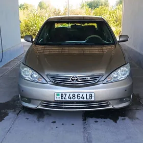 Toyota Camry 2004