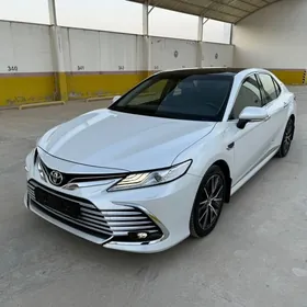 Toyota Camry 2022