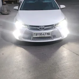 Toyota Camry 2016