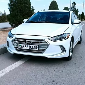 Hyundai Elantra 2018