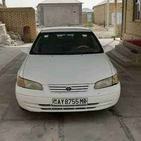 Toyota Camry 1998