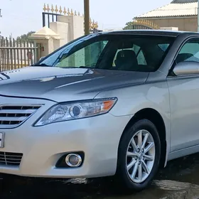 Toyota Camry 2010