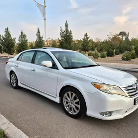 Toyota Avalon 2011