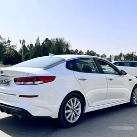 Kia Optima 2019