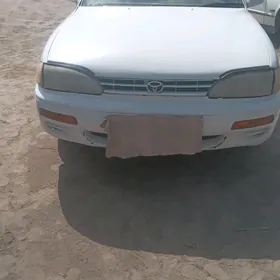 Toyota Camry 1992