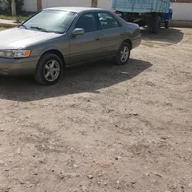 Toyota Camry 1999