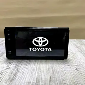 TOYOTA UNIVERSAL DVD TV