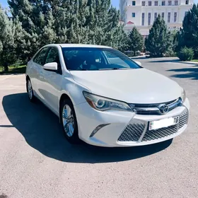 Toyota Camry 2015