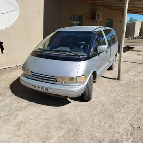 Toyota Previa 1991