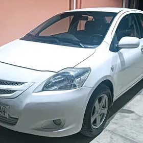 Toyota Yaris 2010