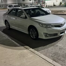 Toyota Camry 2012