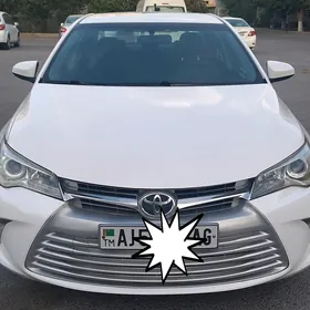 Toyota Camry 2016