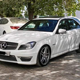 Mercedes-Benz C300 2010