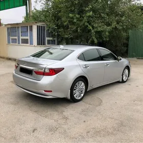 Lexus ES 350 2015